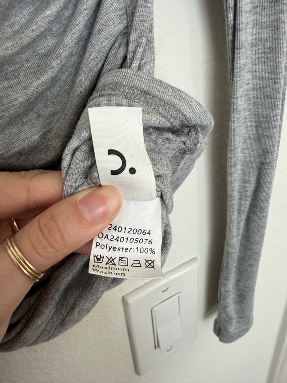 Commense Ruched Long Sleeve - Picture 7 of 8